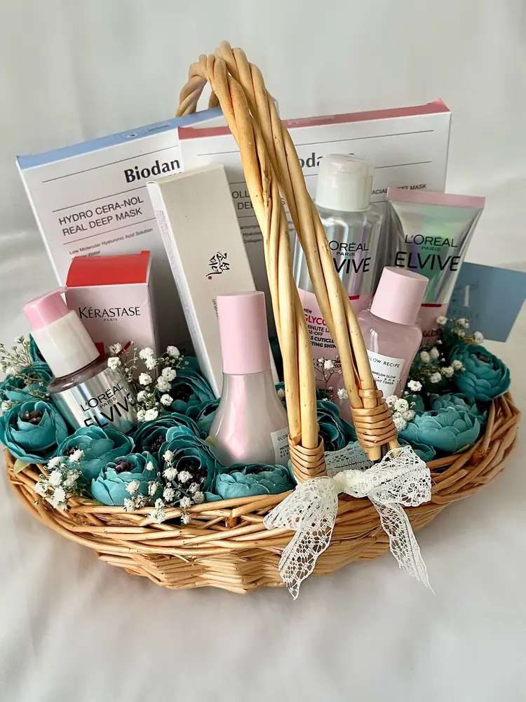 Blue ranunculus self-care gift basket